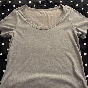 Old Navy Women's Gray Ribbed Tee